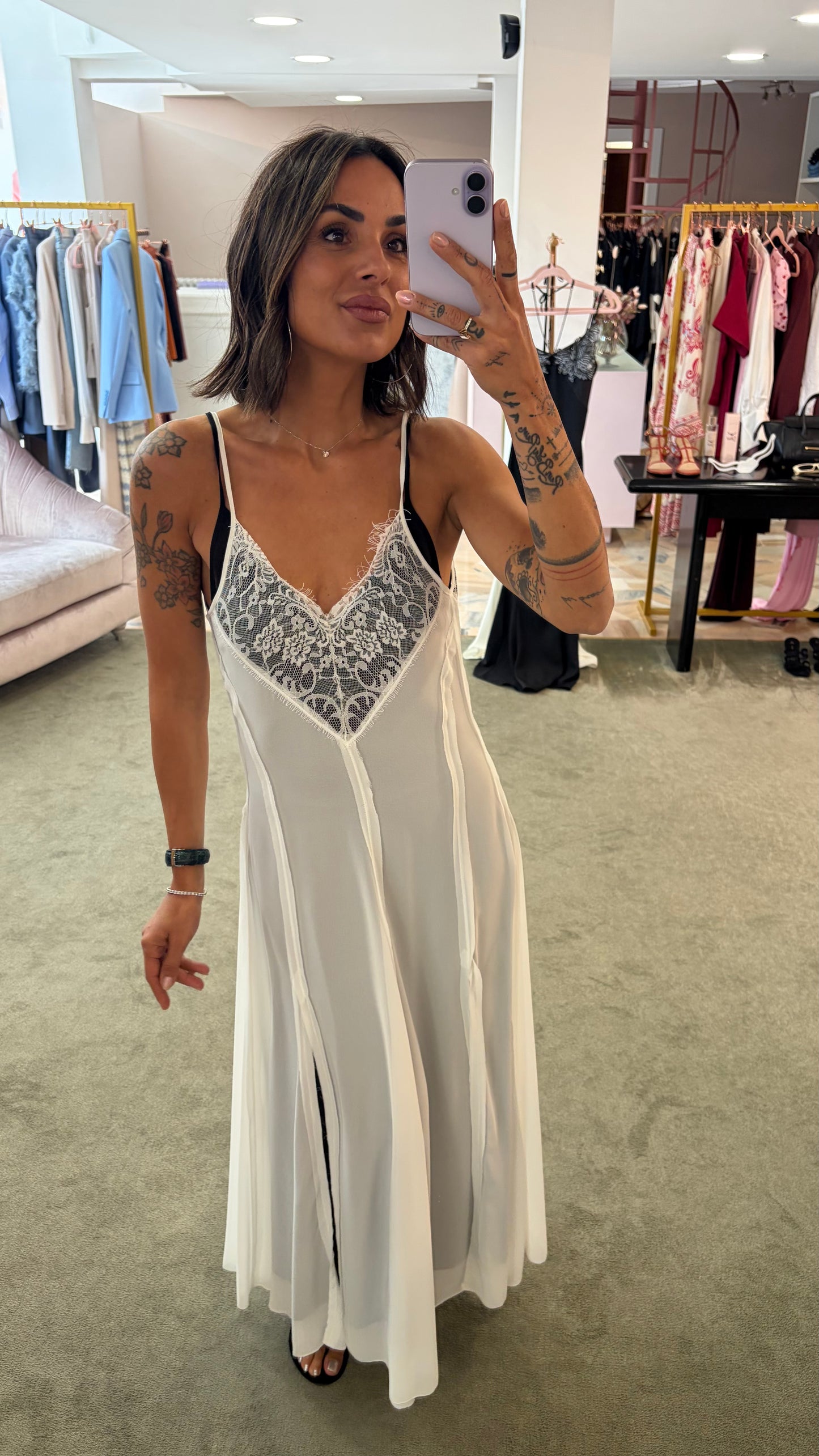 Abito lungo nero e bianco sottoveste con inserti in pizzo fr