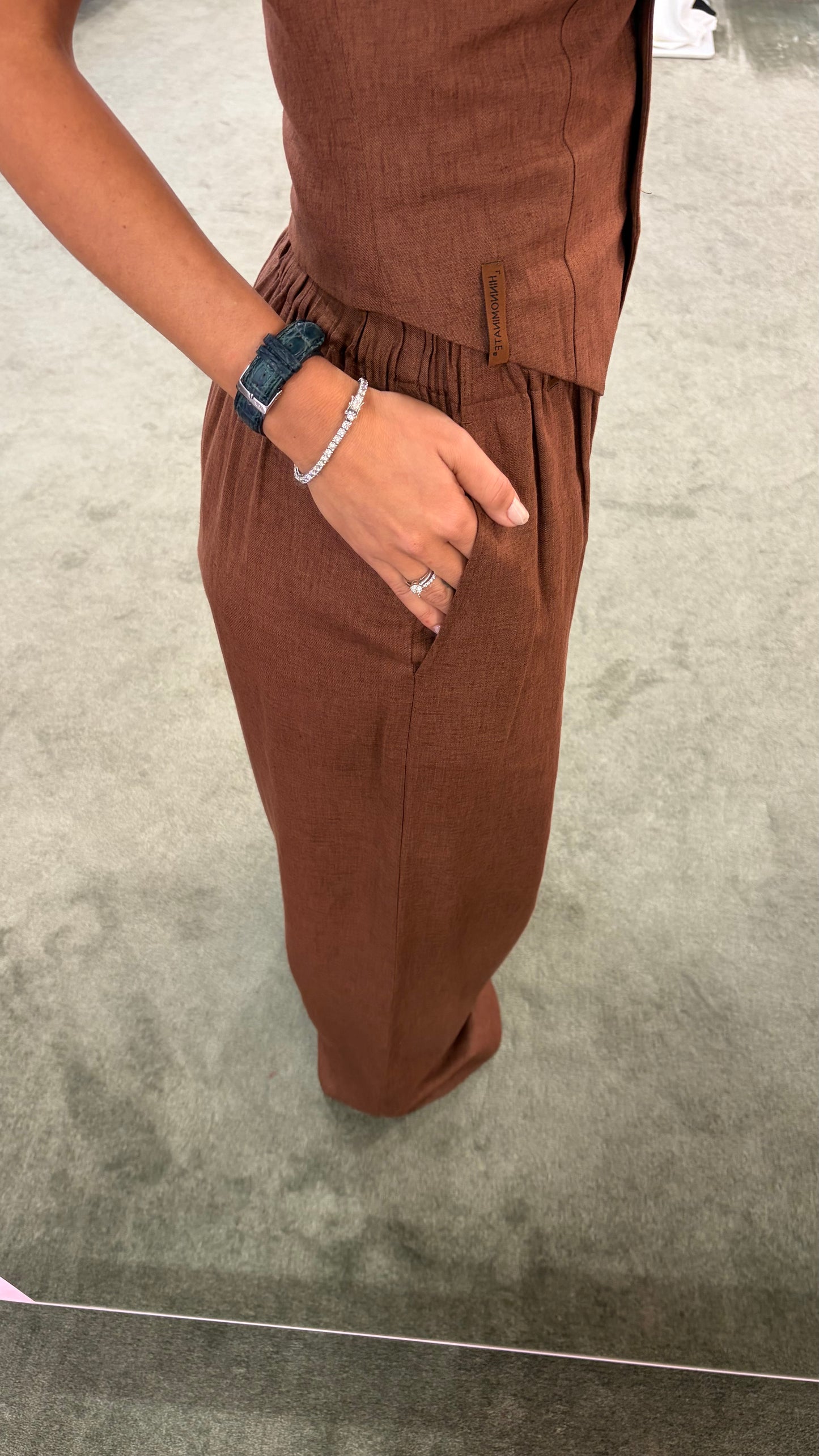 Pantaloni tabacco wide leg in lino Hinnominate