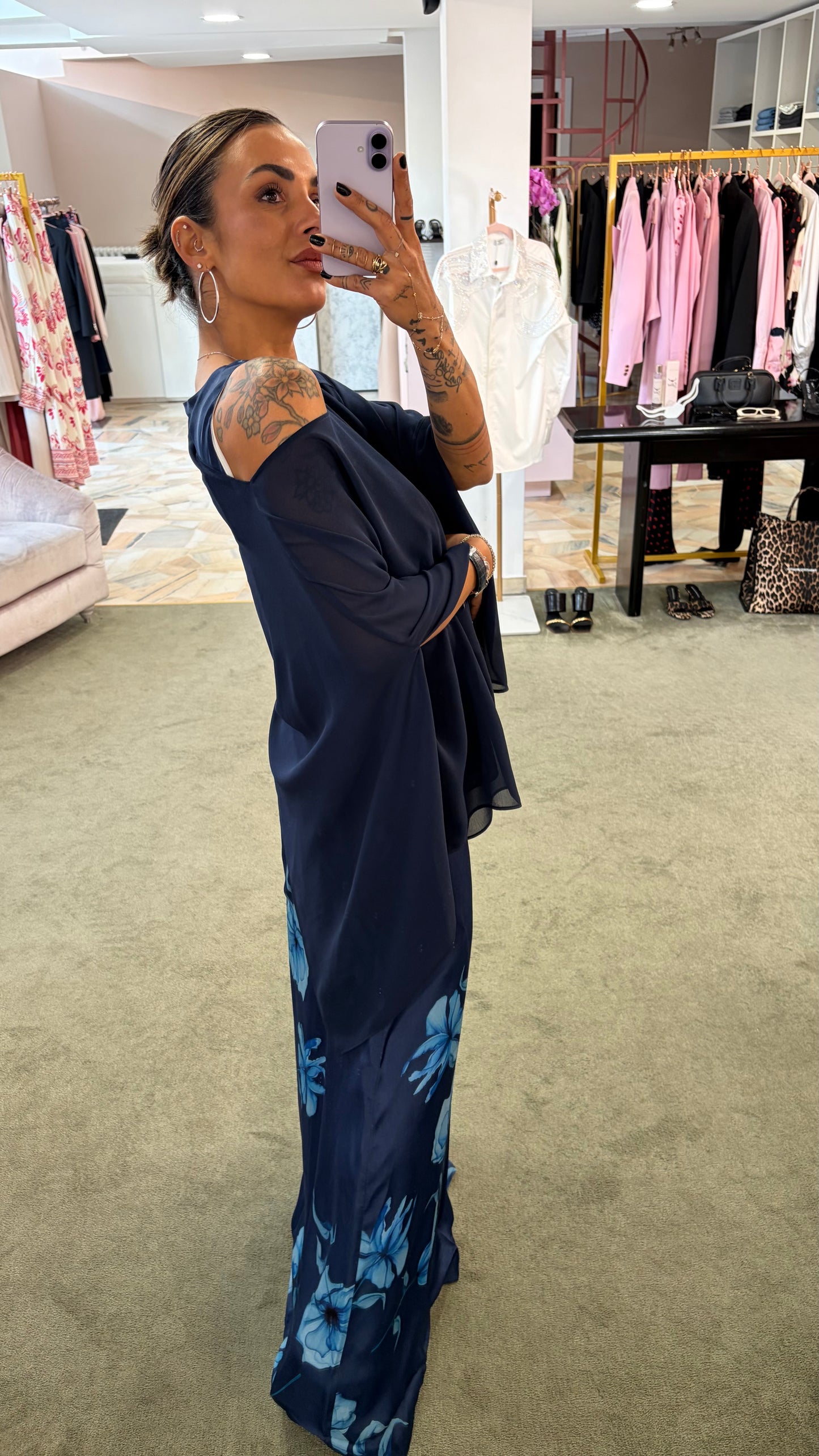 Abito ines lungo MAR DE MARGARITAS blu con fiori azzurri