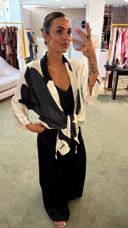Kimono panna fantasia foglie nere ay