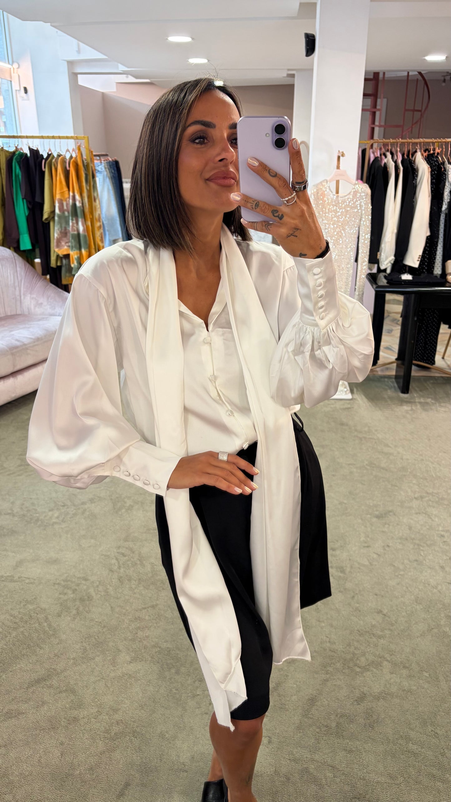 Camicia bianca satin con sciarpina gl