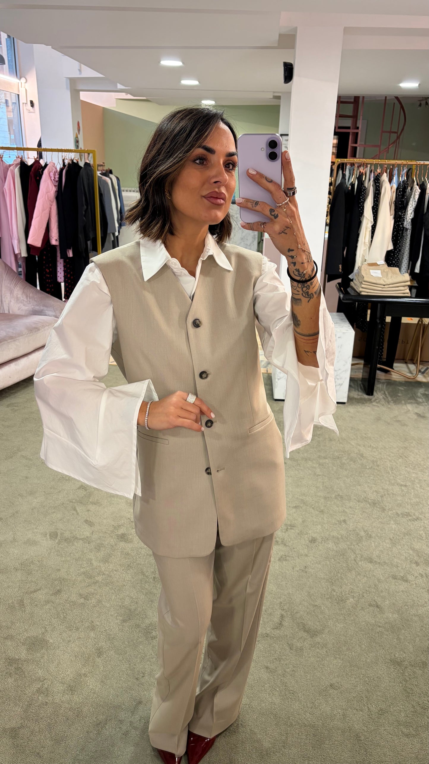 Gilet lungo beige melange effetto blazer con cinturina sl