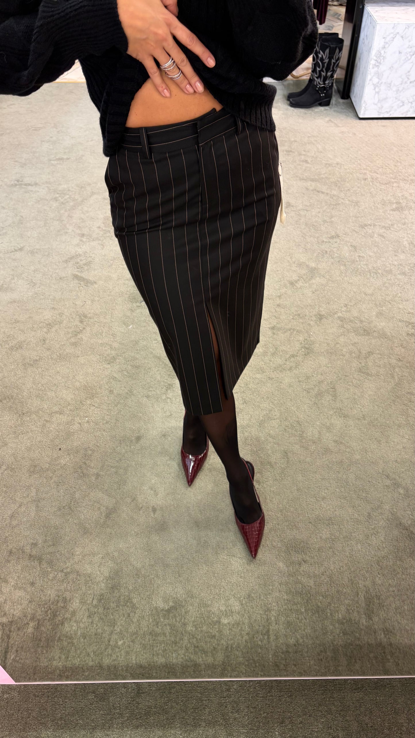 Gonna longuette MAR DE MARGARITAS nera gessata con spacco