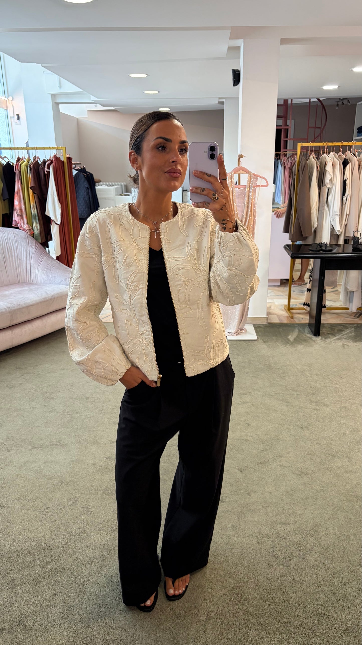 Bomber ecrù in denim con ricami sy