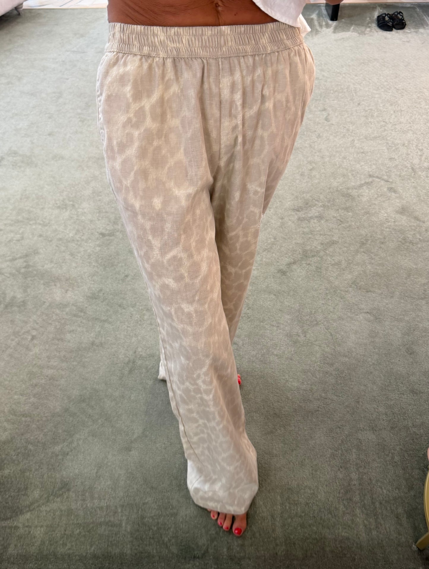 Pantaloni ella beige leopardato con elastico jx