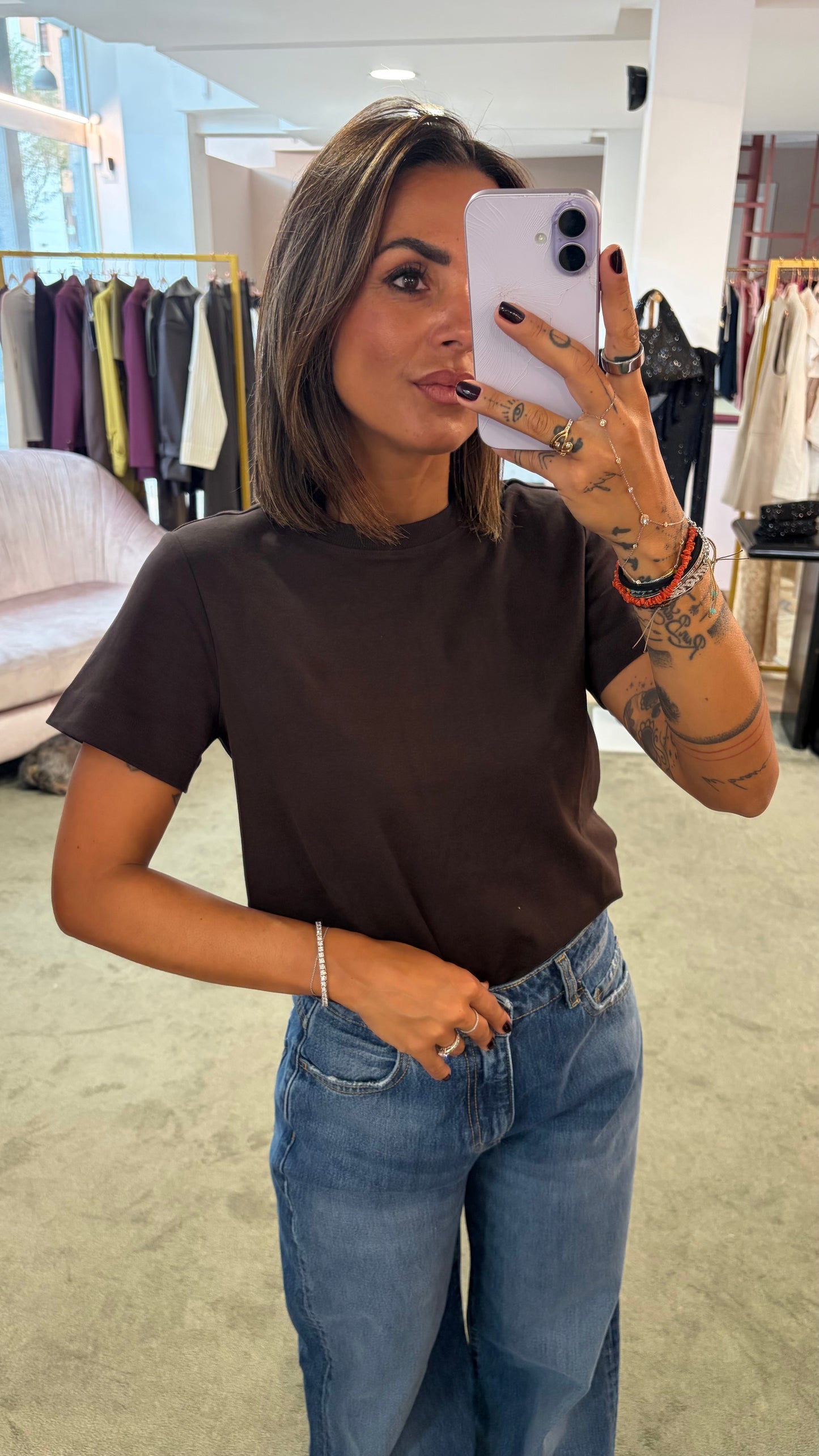 T-shirt regular naima marrone aw