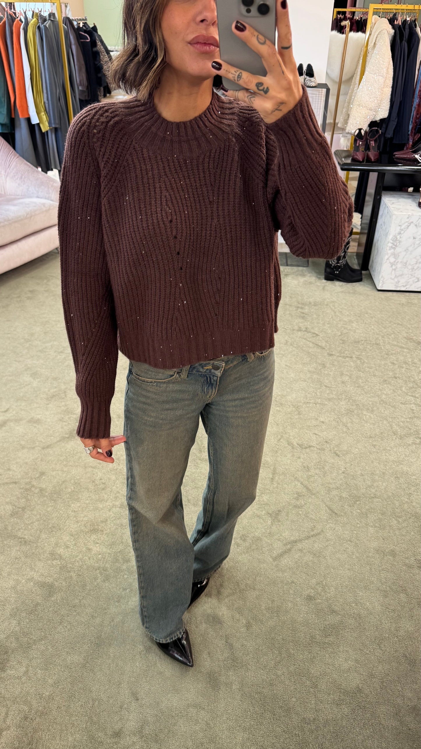 Maglione marrone costine con micropaillettes lh