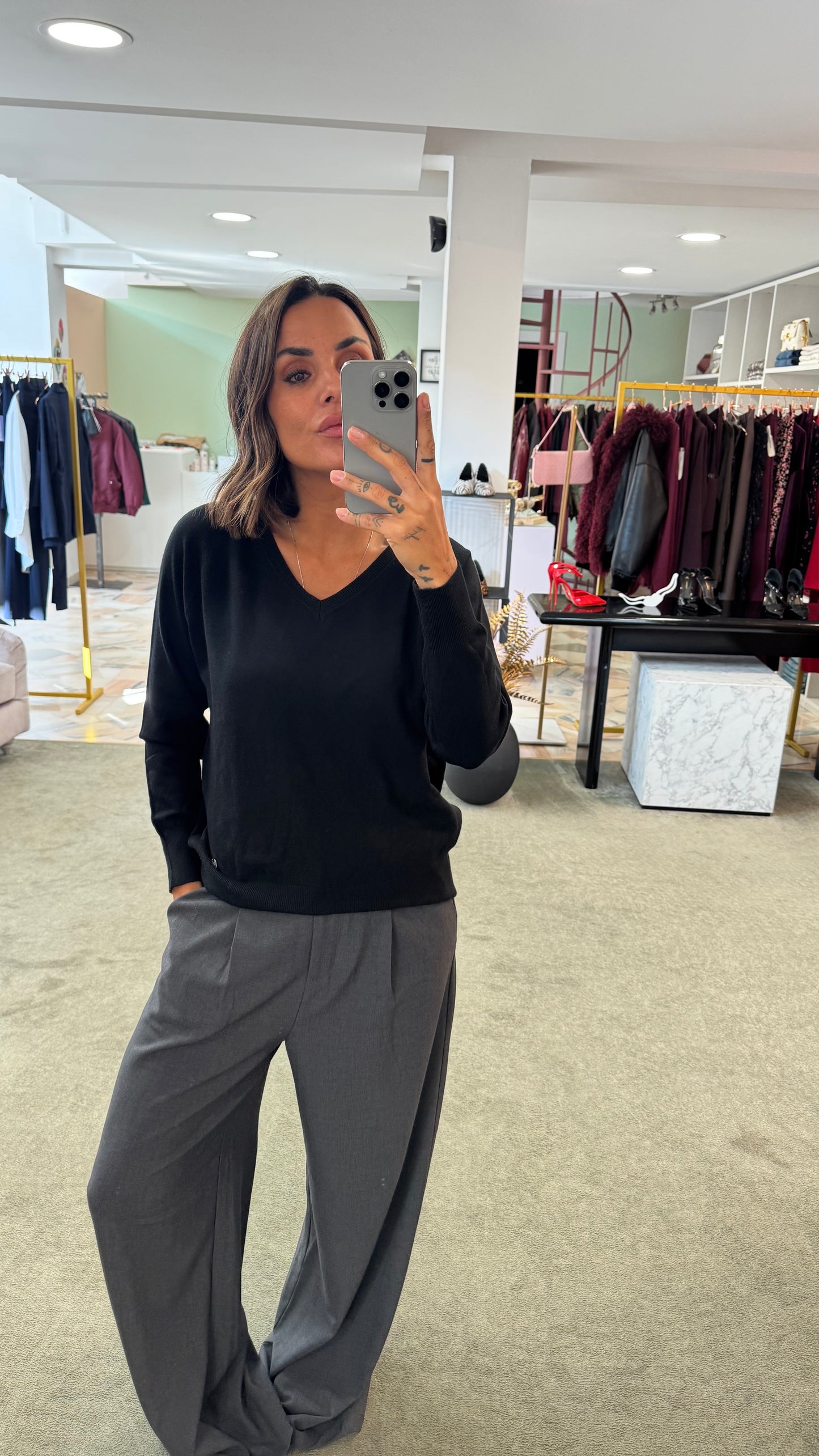Pantaloni grigio scuro venus con pences wide leg sy