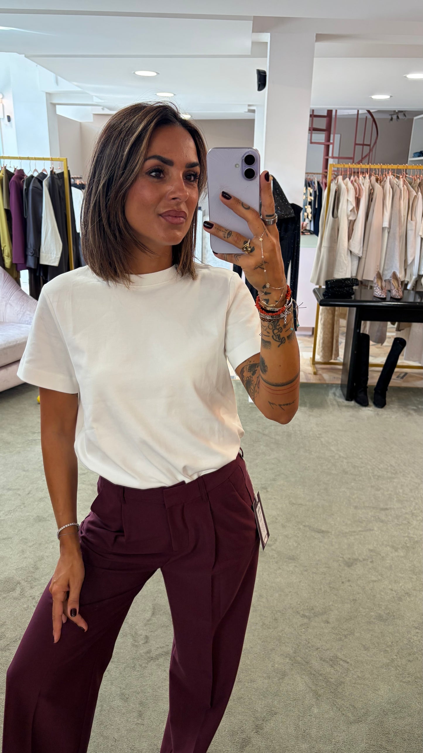 Pantaloni bordeaux ellis con pences wide leg jx
