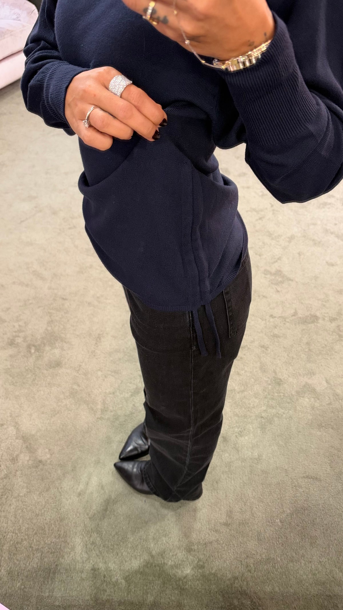 Maglione blu notte con coulisse laterale sy