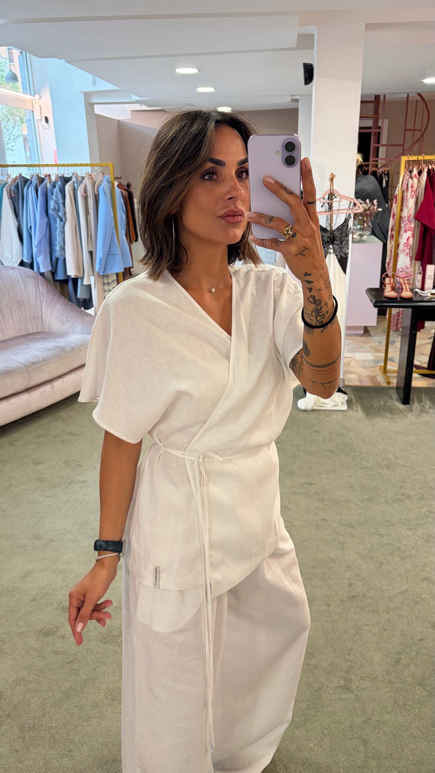 Camicia kimono bianca con cintura in lino Hinnominate