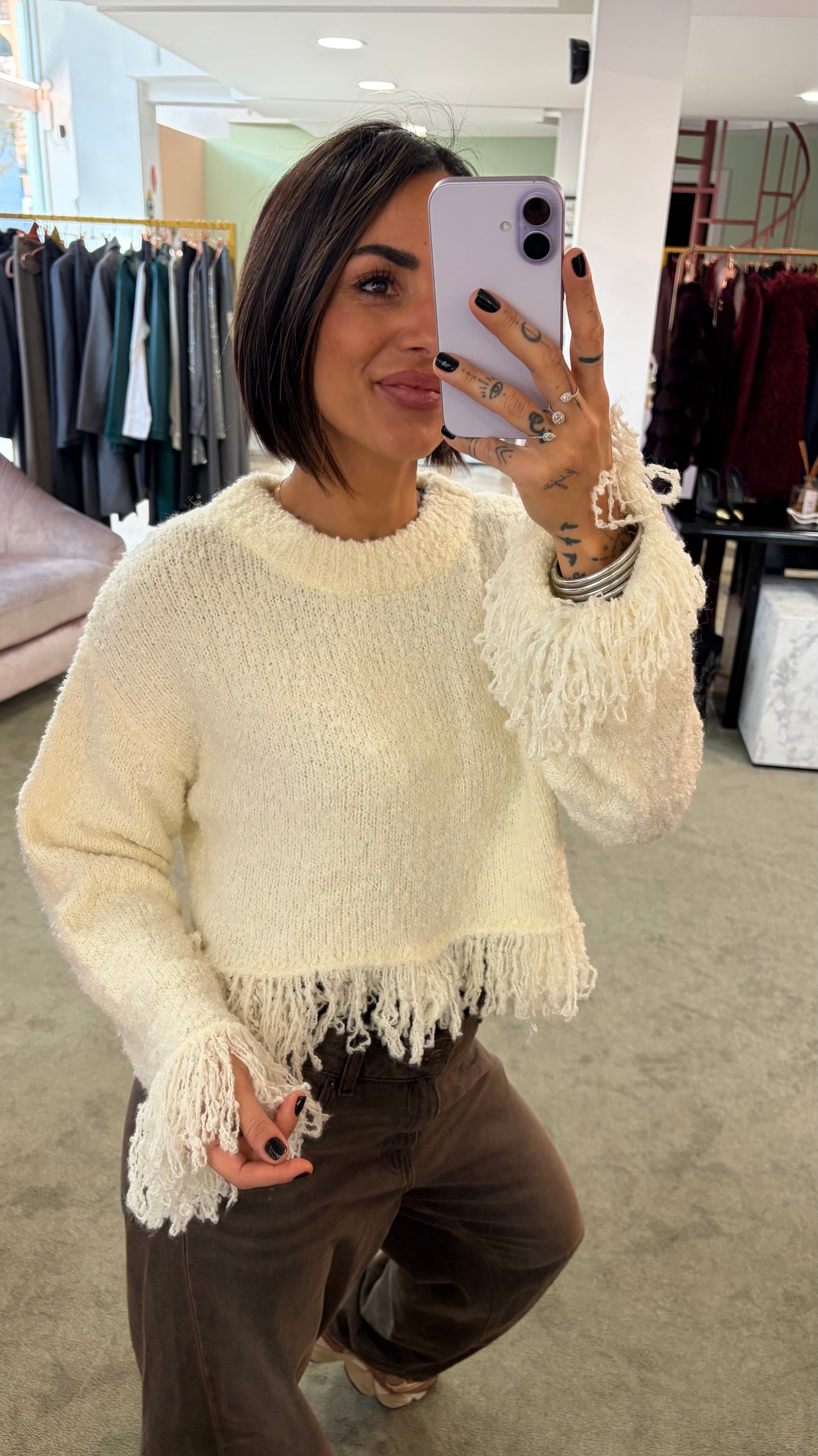 Maglione panna crop con frange gl