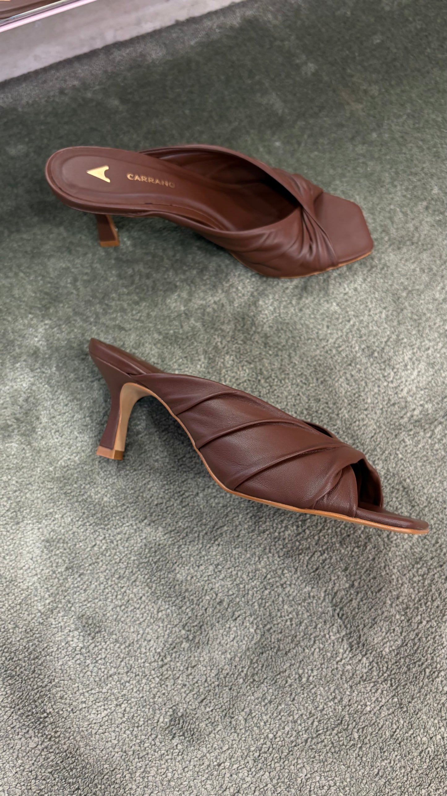 Ciabattina mules cioccolato con nodo