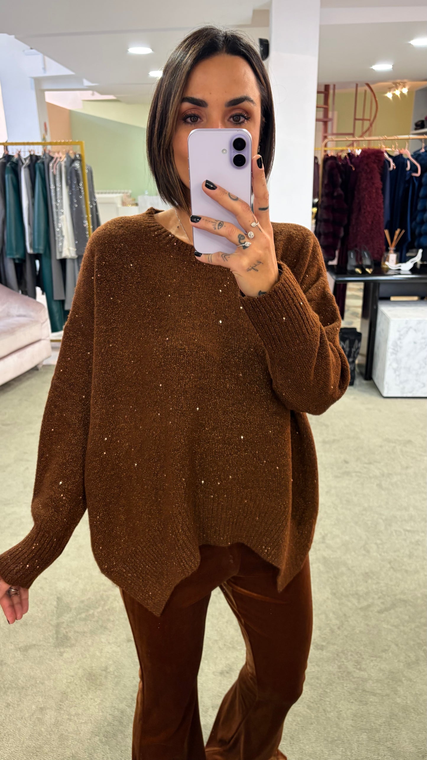 Maglione over marrone con micropaillettes bj