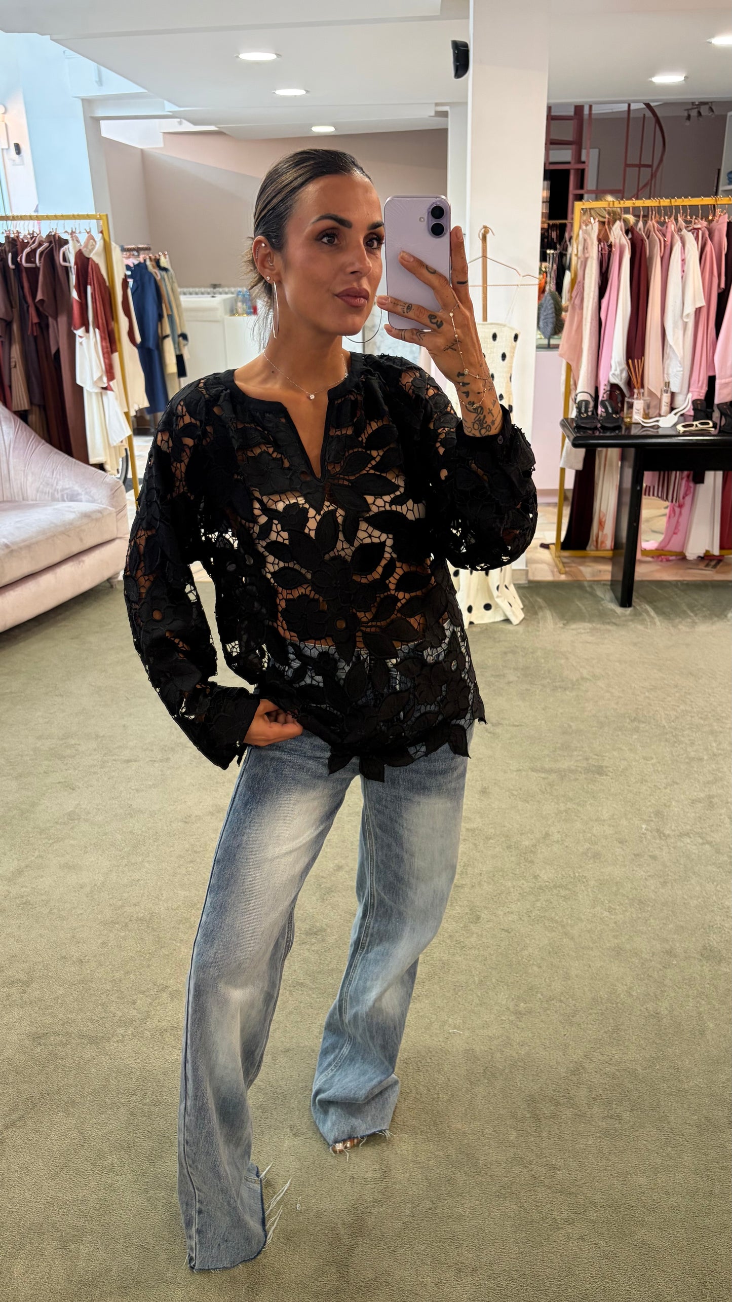 Camicia nera coreana foglie  traforata manica lunga sy