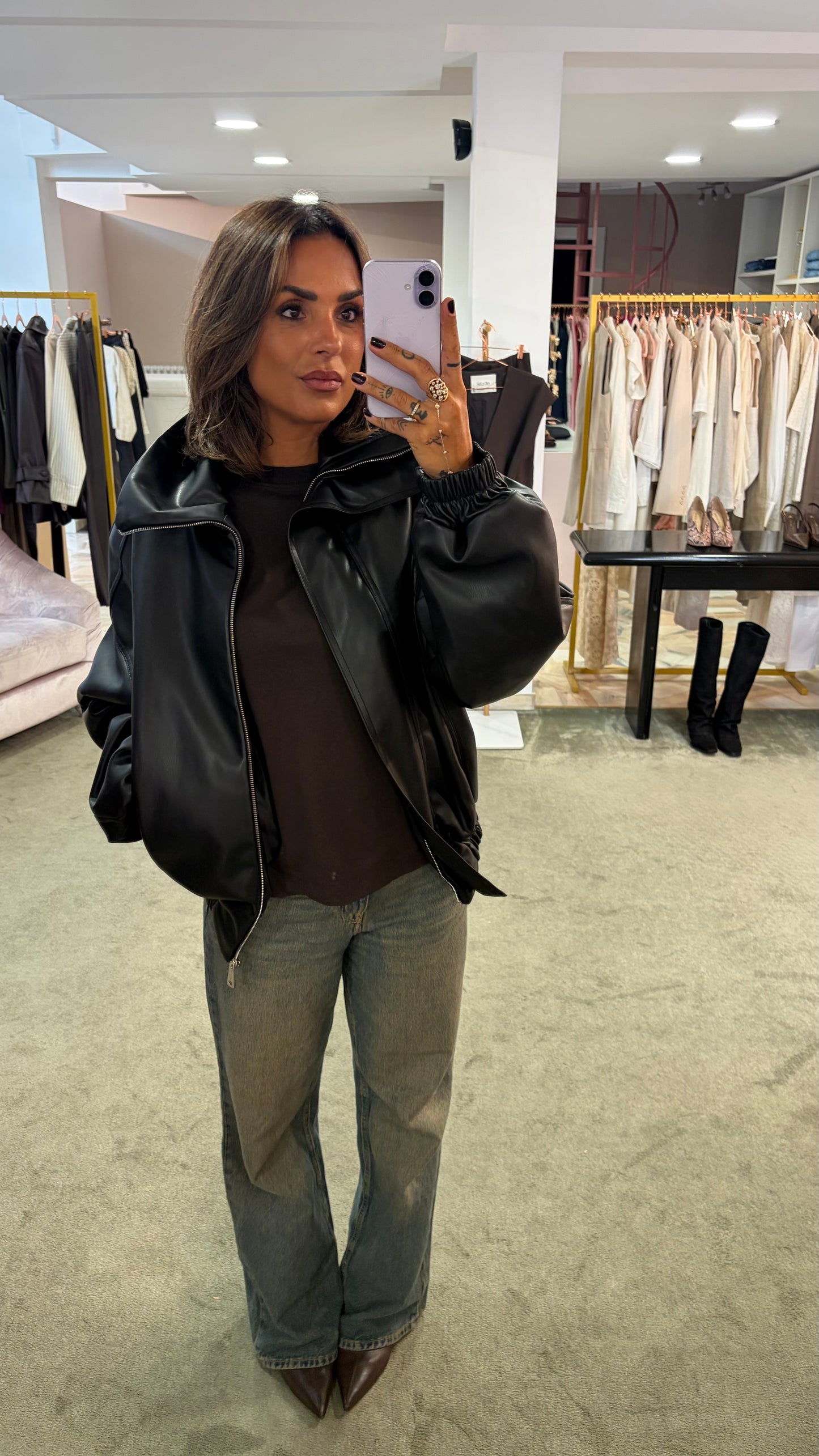 Bomber over nero in eco pelle ks