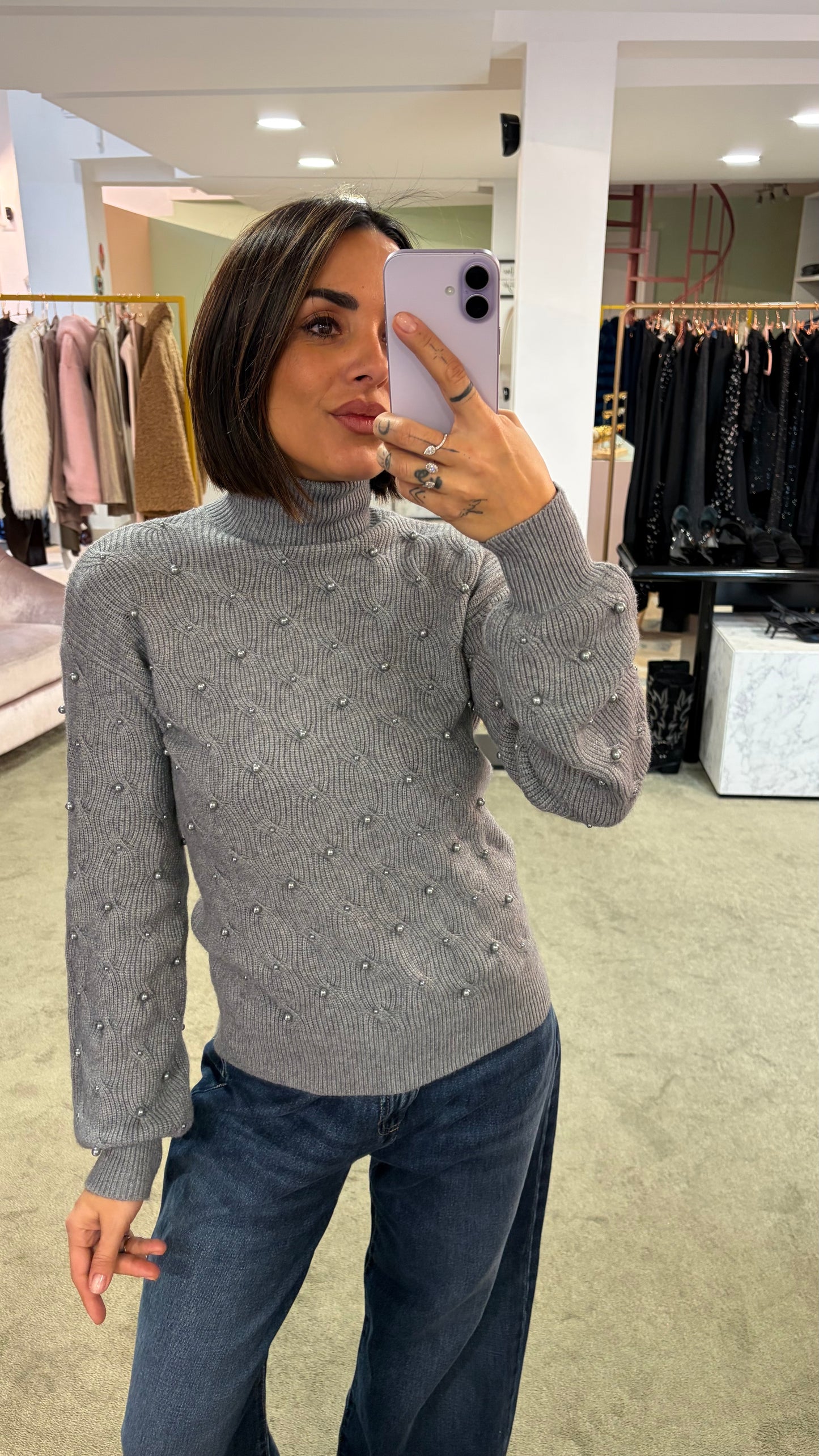 Dolcevita grigio a trecce con perle fr