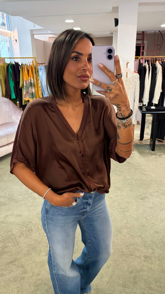 Cardigan t-shirt marrone manica corta satin davanti sy