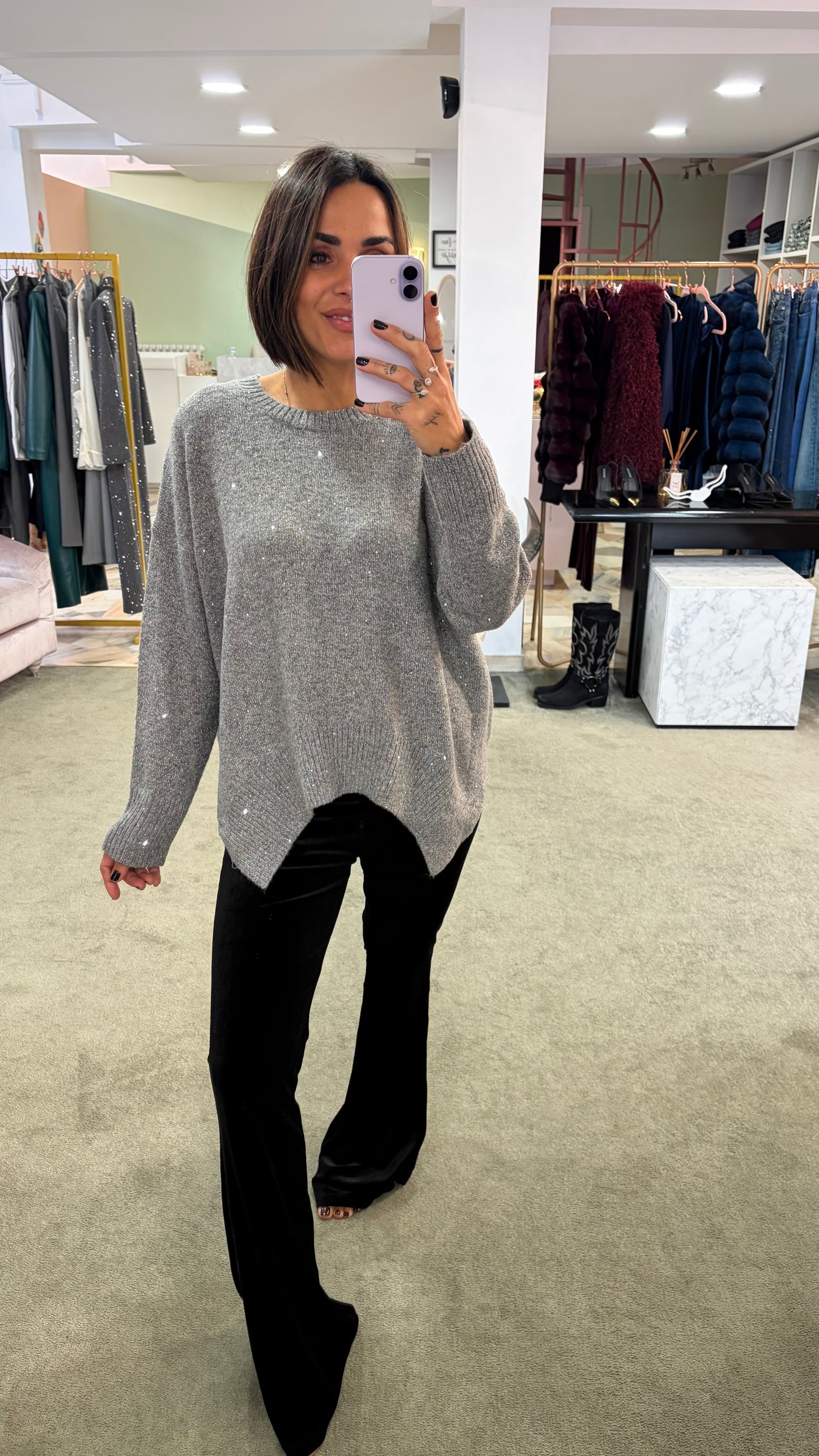Maglione over grigio con micropaillettes bj