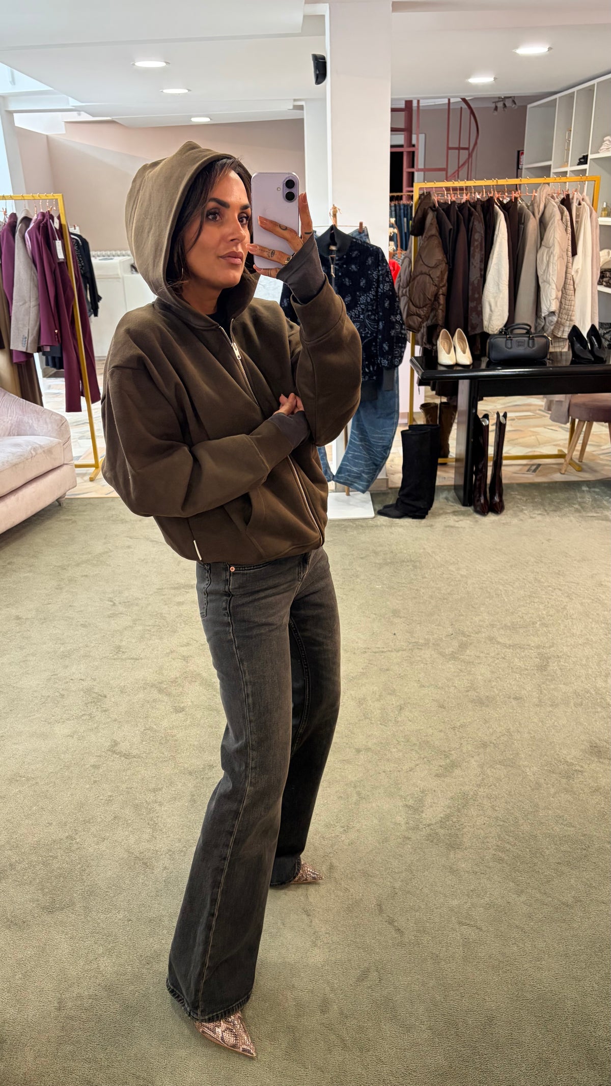 Felpa marrone cioccolato con cappuccio e zip jx