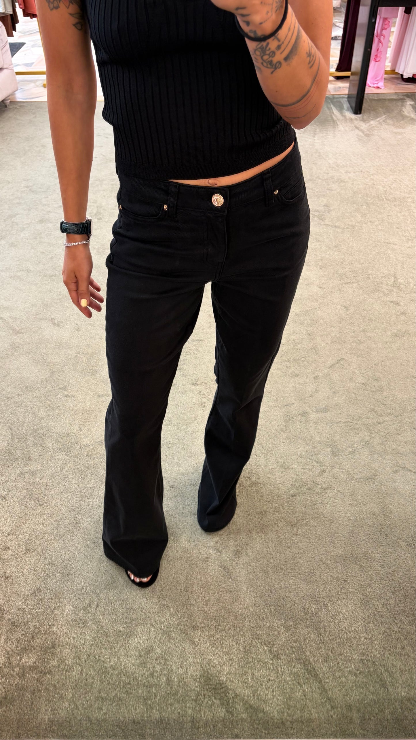 Jeans a zampa nero elasticizzato fr pe26