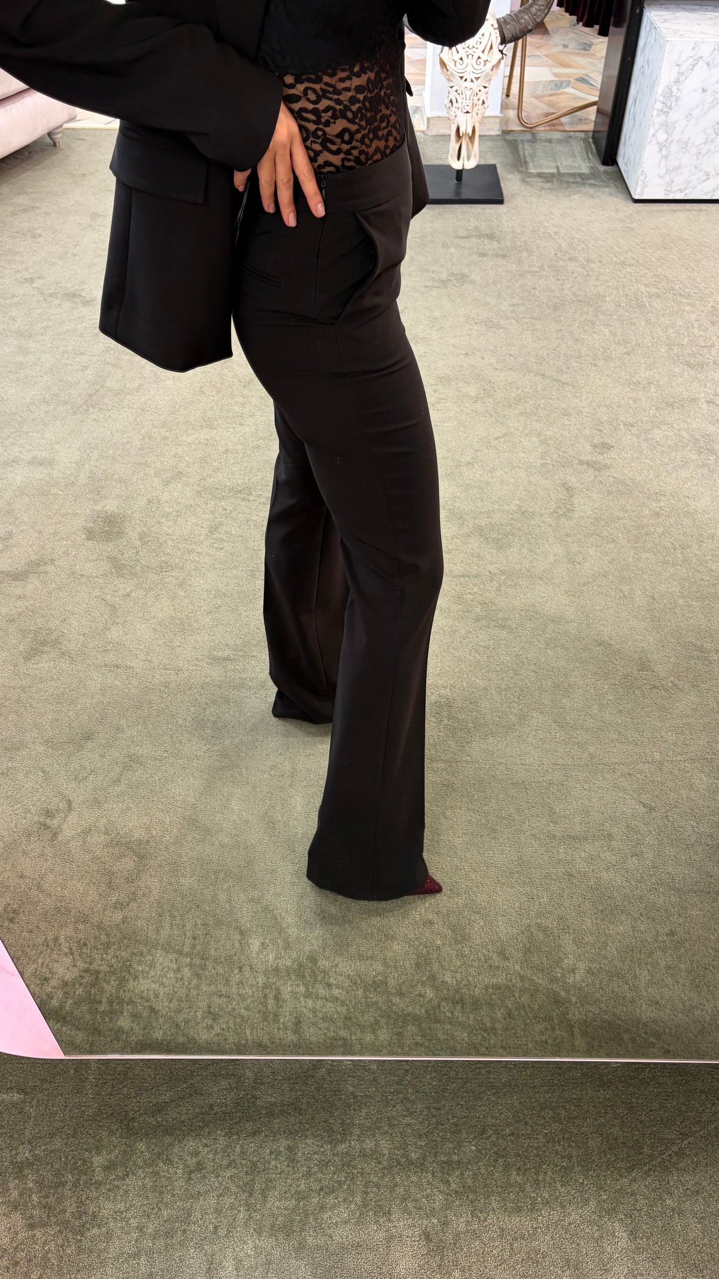 Pantaloni neri zampa fr