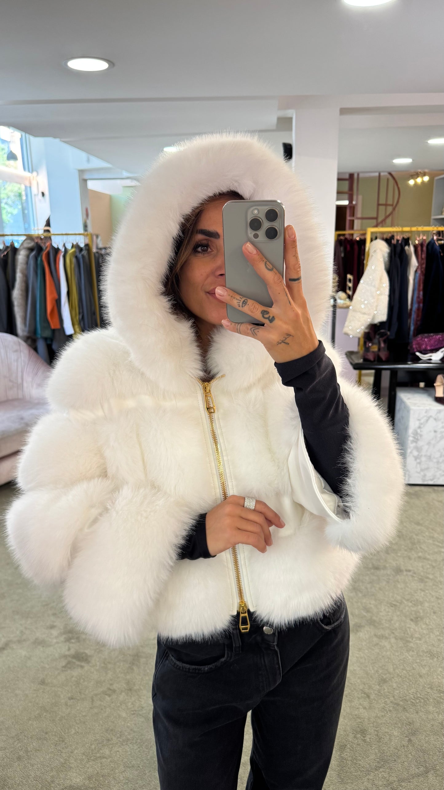 Pelliccia eco bianca luxury con cappuccio ys