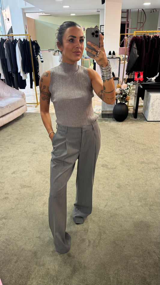 Pantaloni grigi wide leg sl