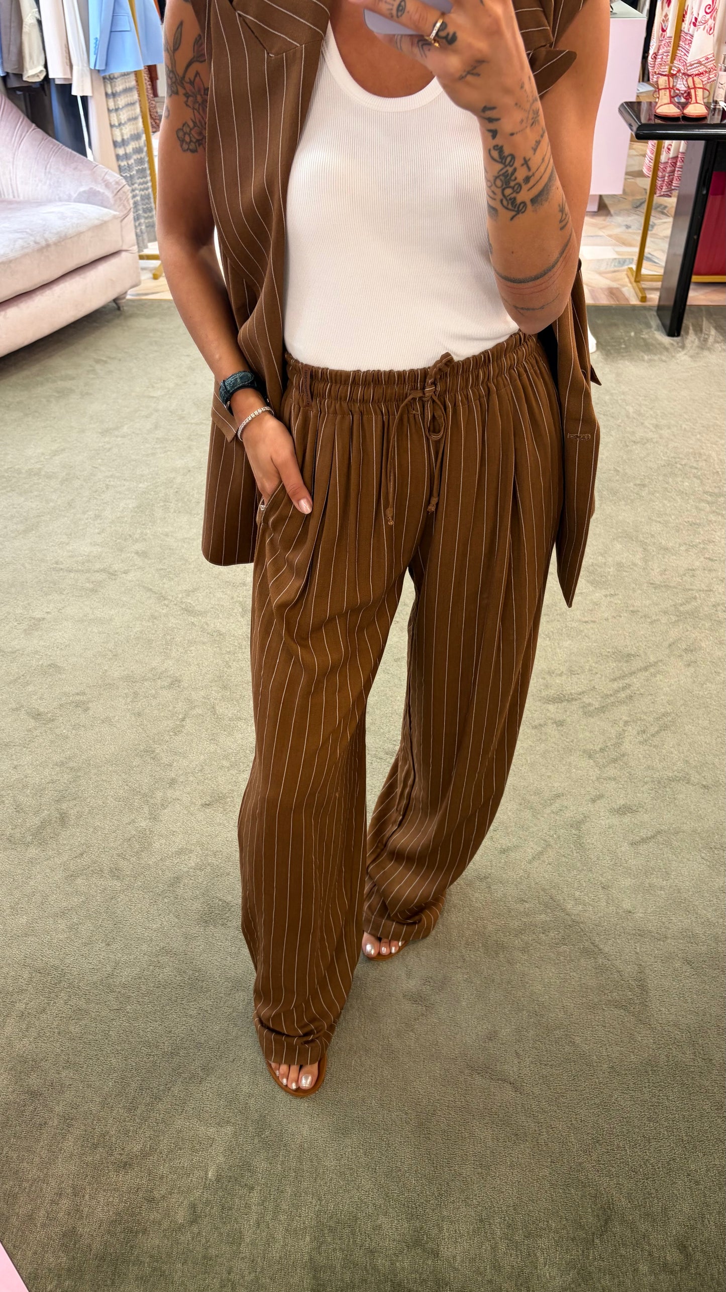 Pantaloni liquirizia gessati con coulisse Hinnominate