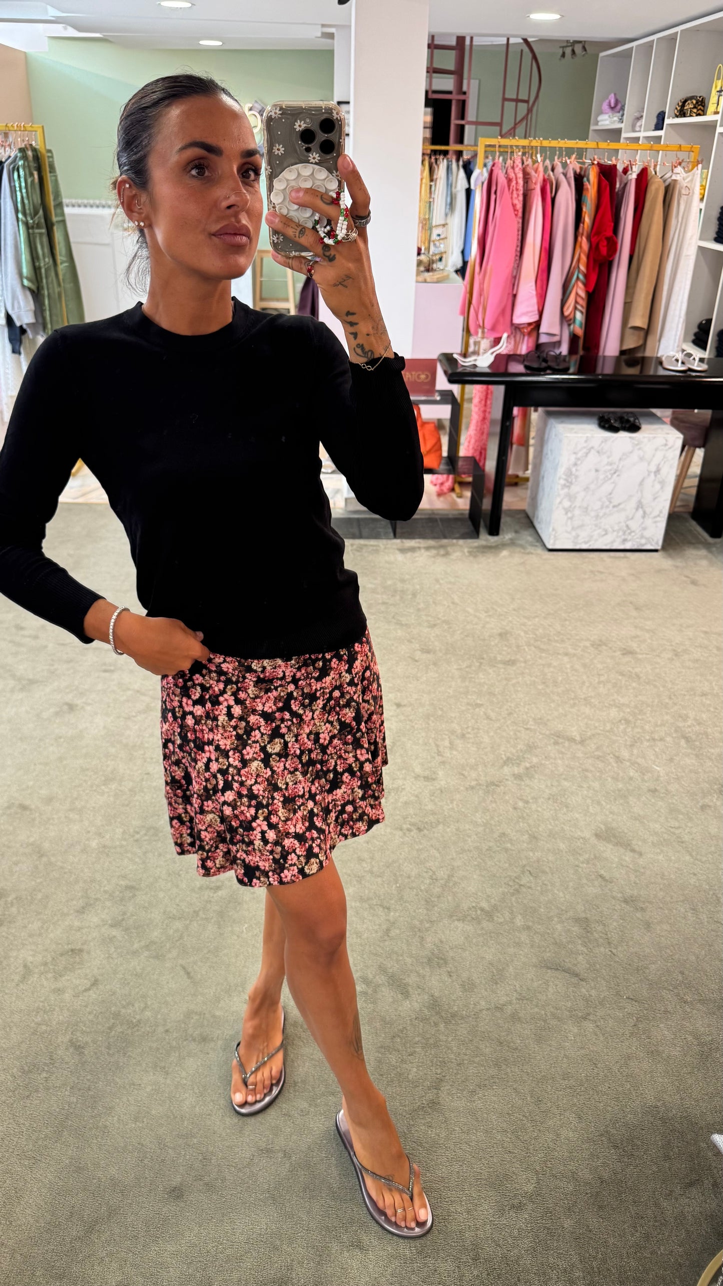 Maglione nero girocollo in viscosa jx