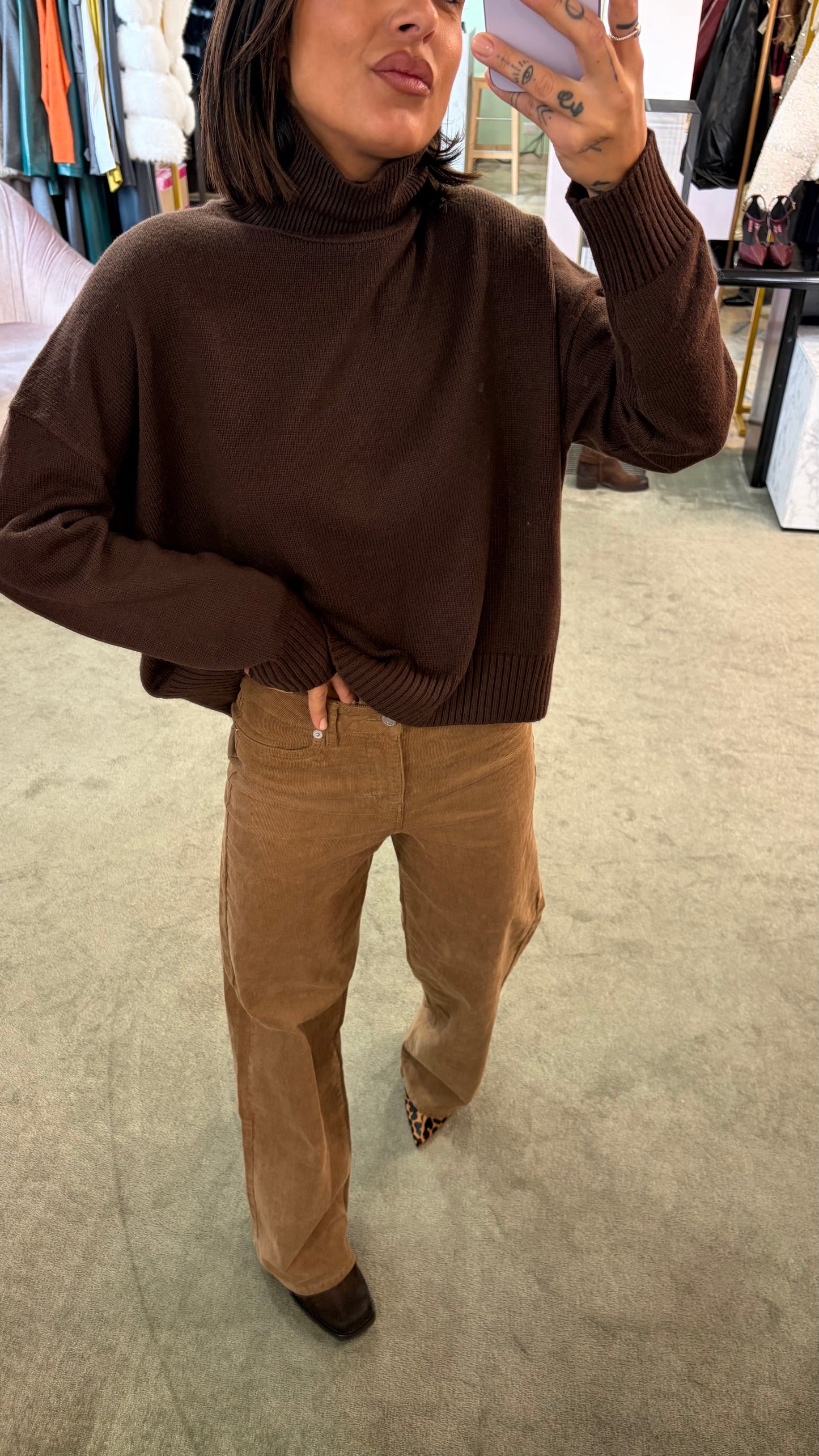 Pantaloni cammello a costine in velluto jx