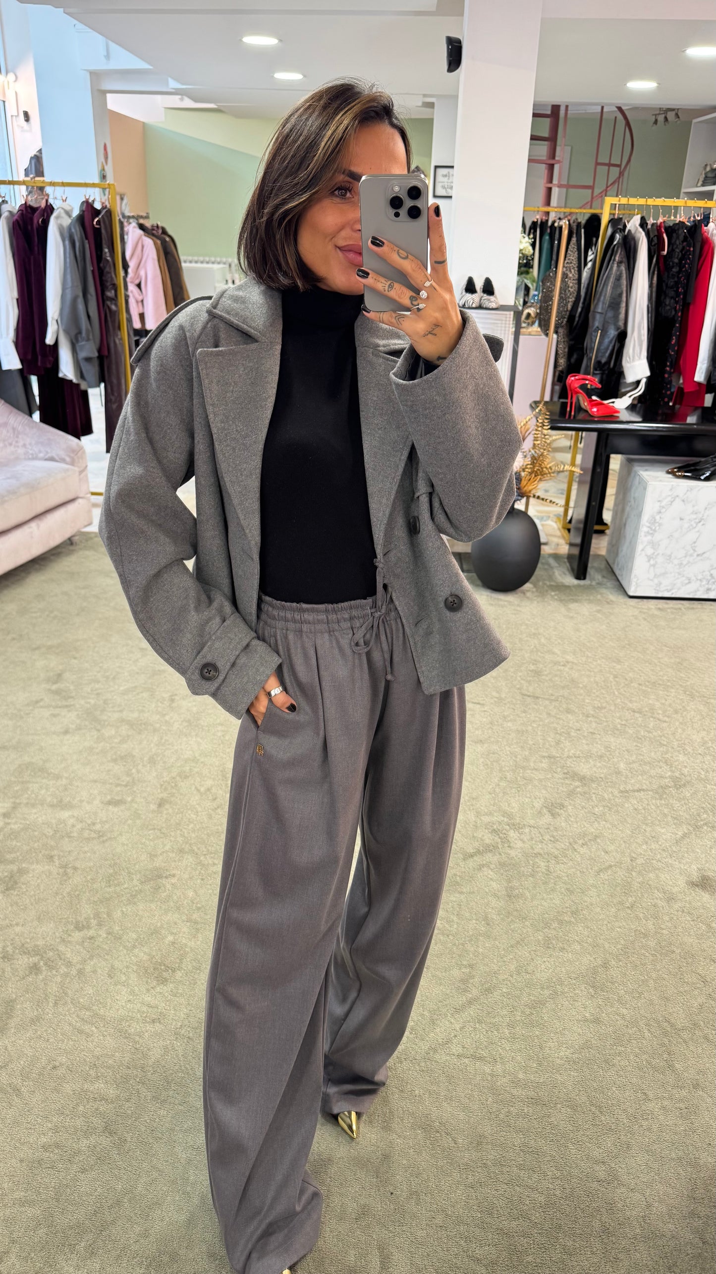 Pantaloni grigi Hinnominate con coulisse