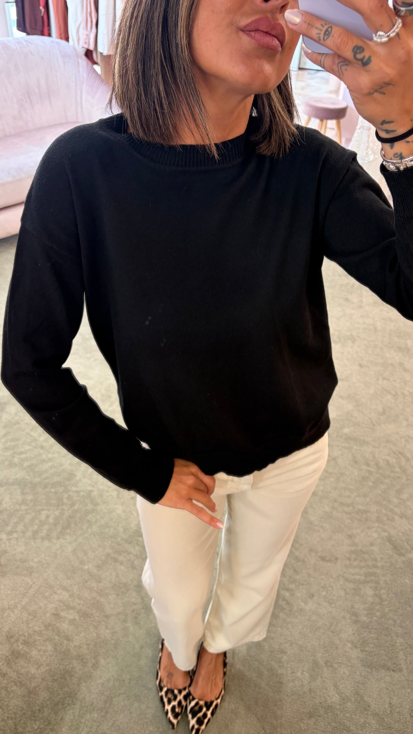 Maglione girocollo nero ay