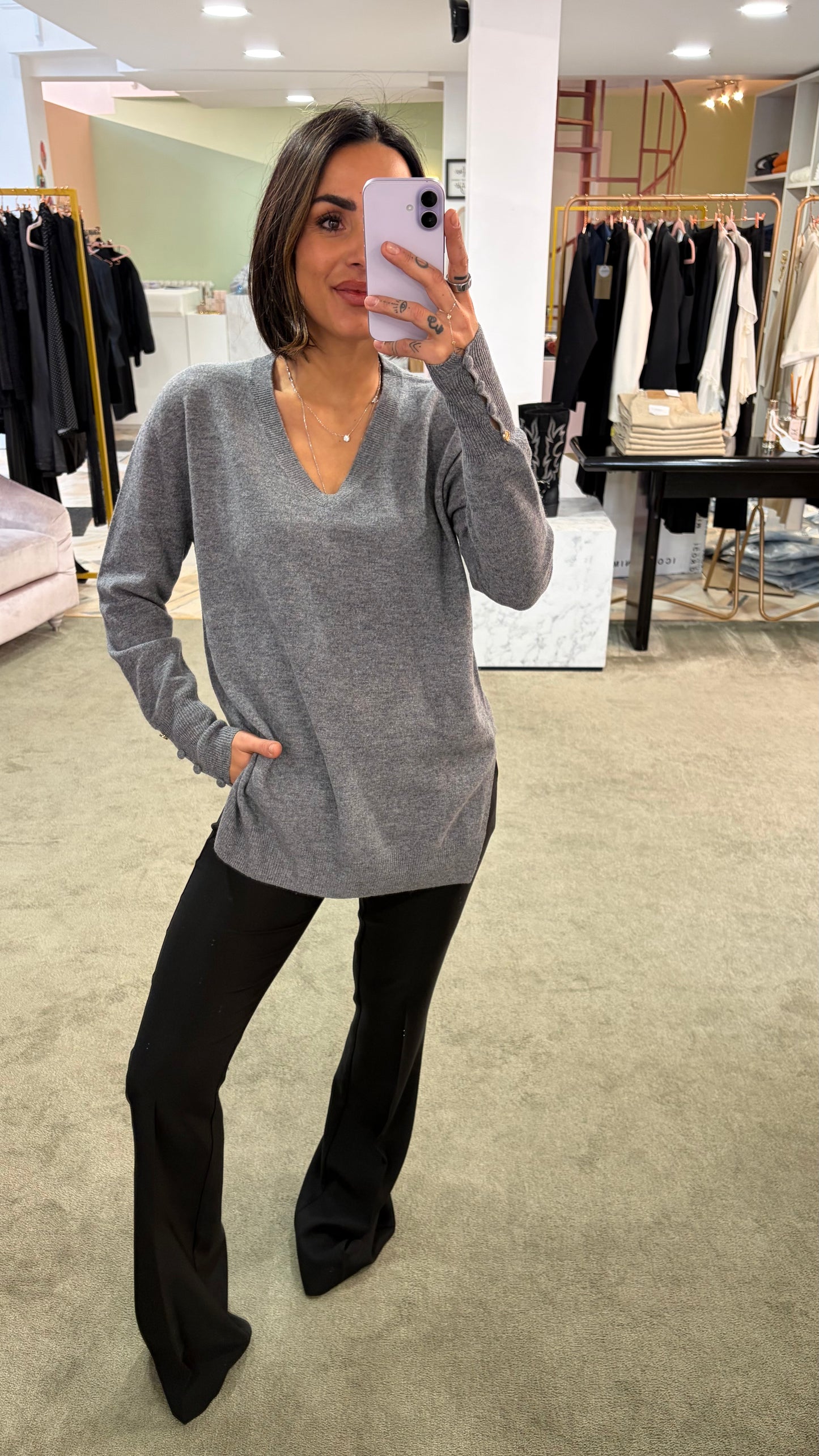 Maglione scollo a v grigio con spacchi laterali fr