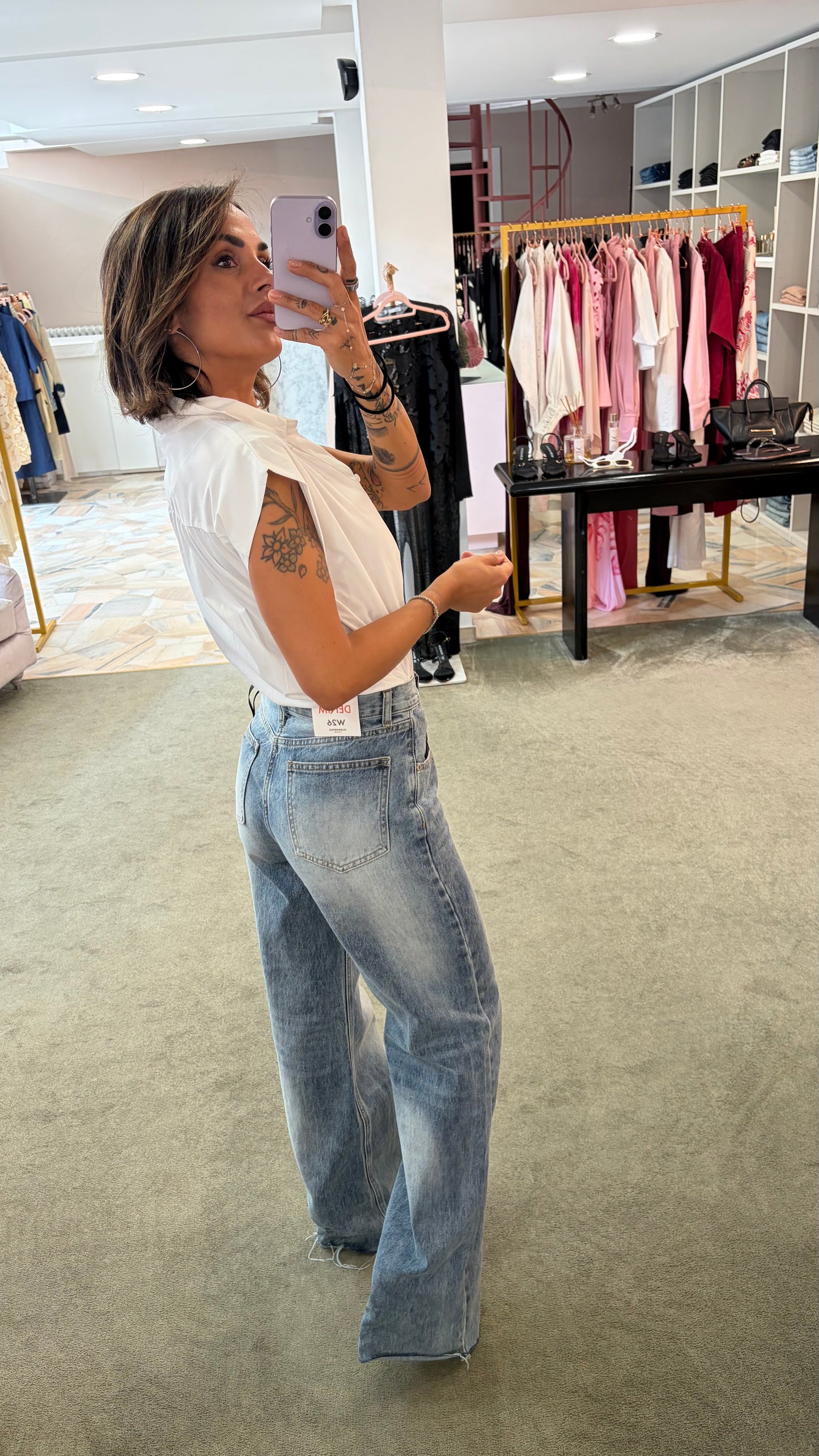 Camicia bianca manica scesa con elastico in vita sy