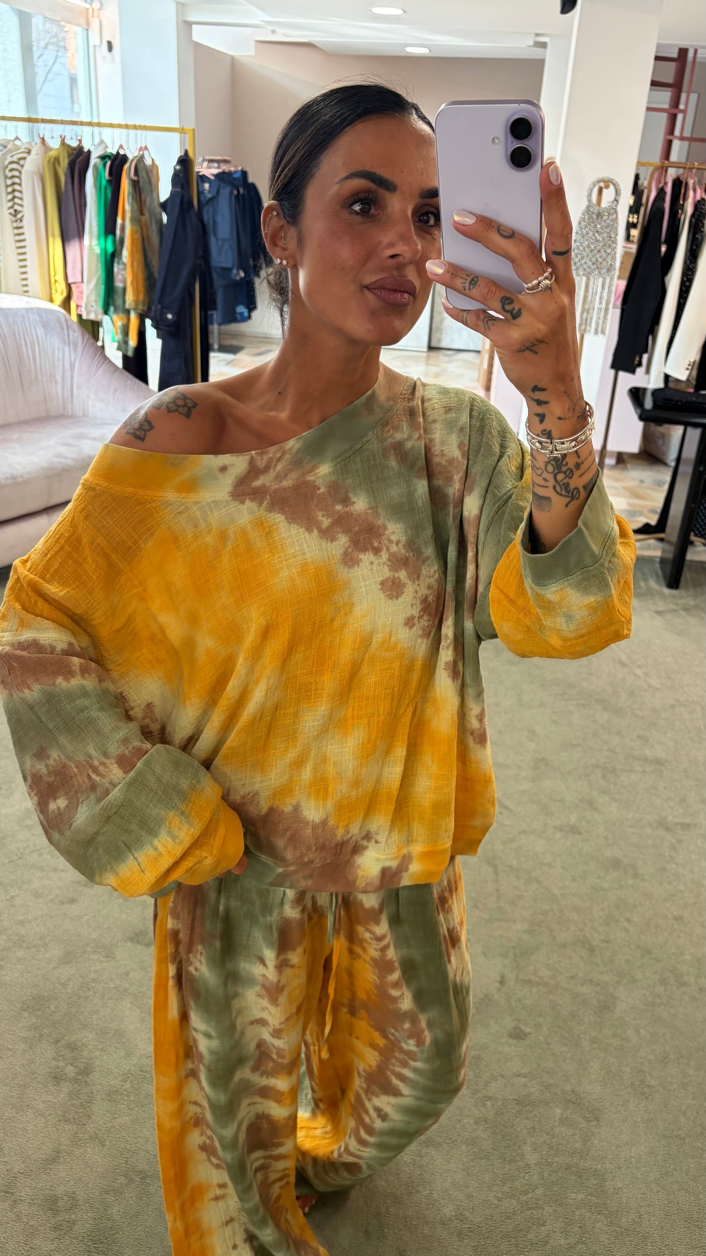 Felpa gialla verde tie-dye in garza Don't@Me