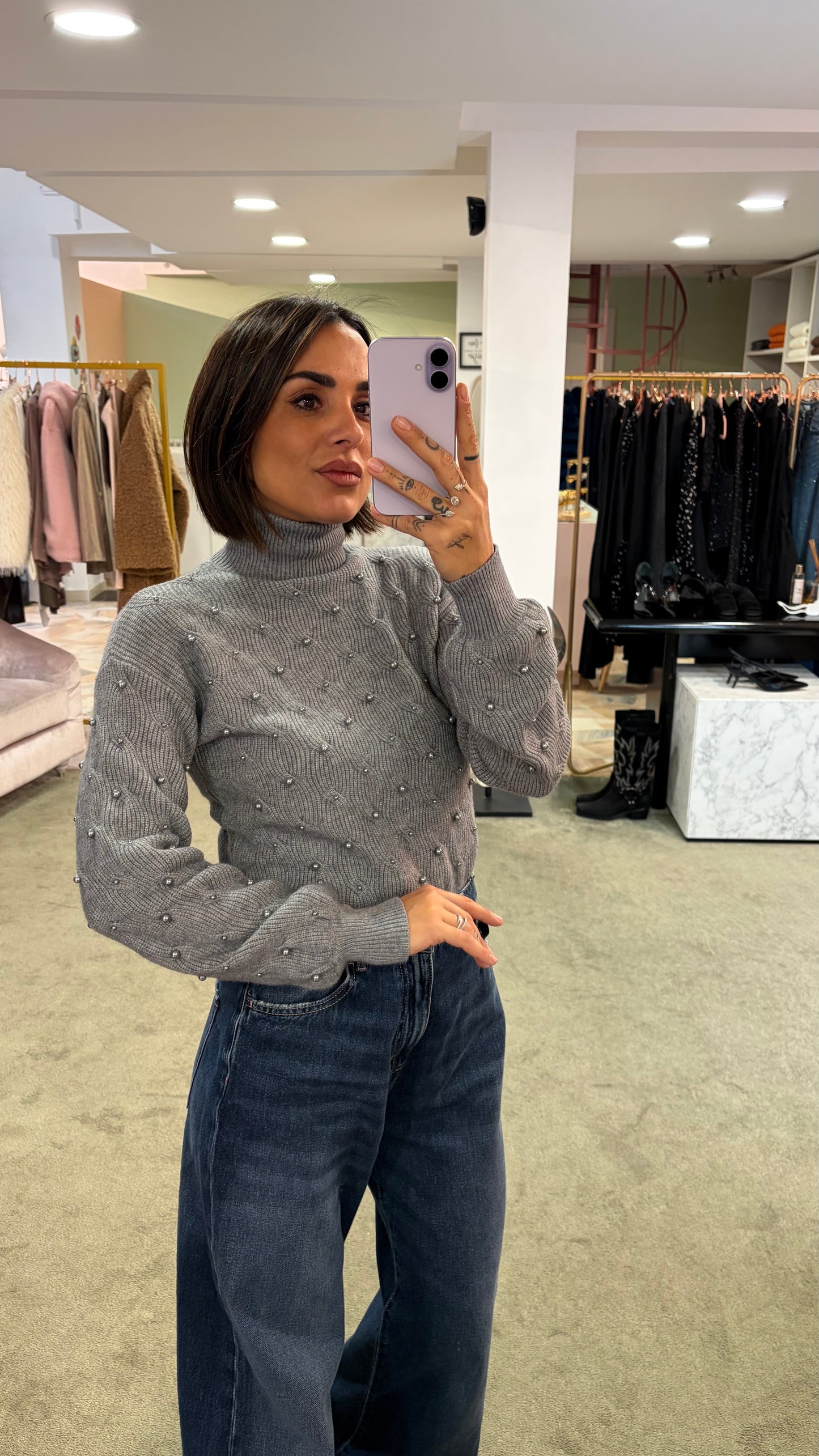 Dolcevita grigio a trecce con perle fr