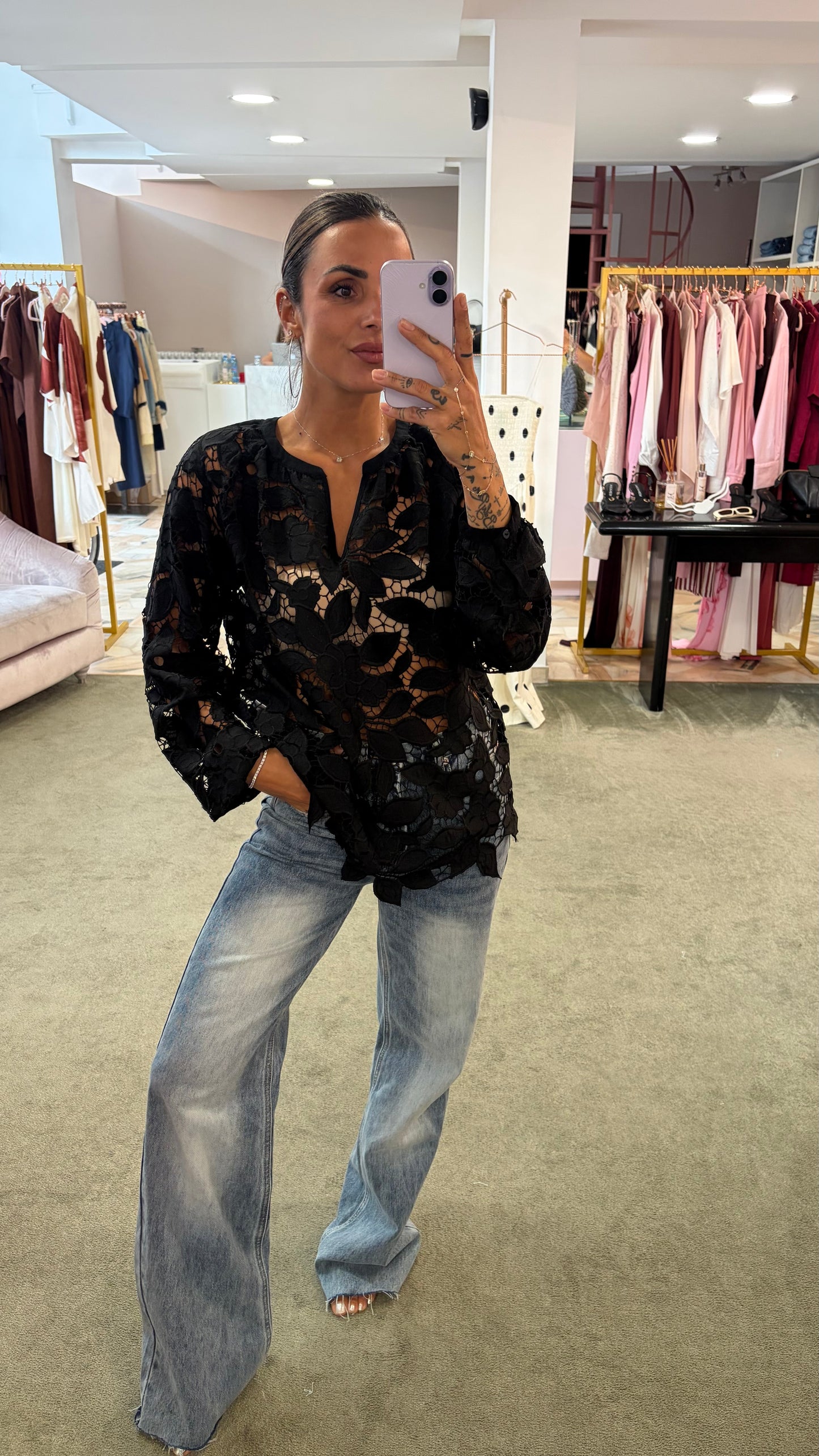 Camicia nera coreana foglie  traforata manica lunga sy