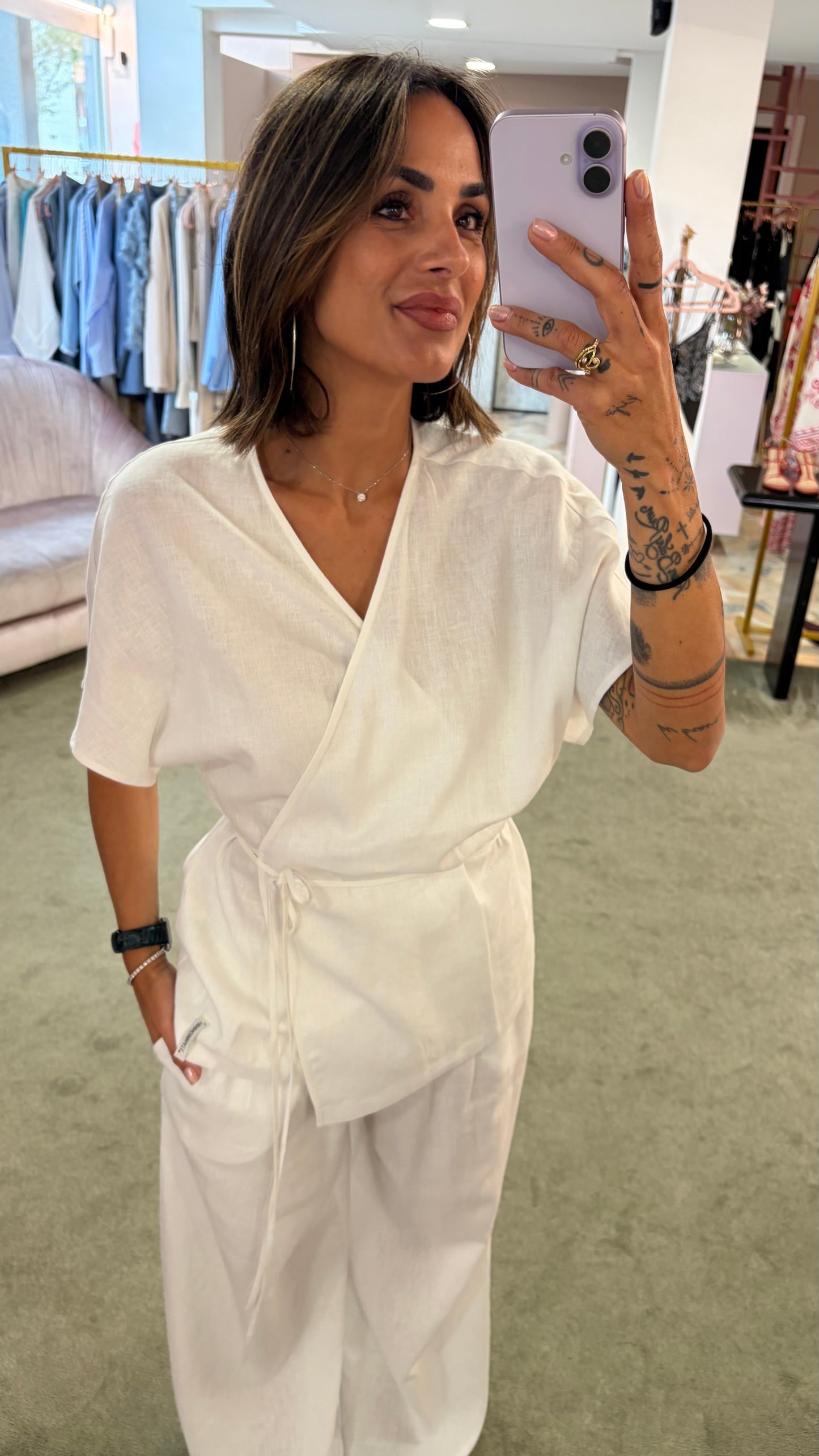 Camicia kimono bianca con cintura in lino Hinnominate
