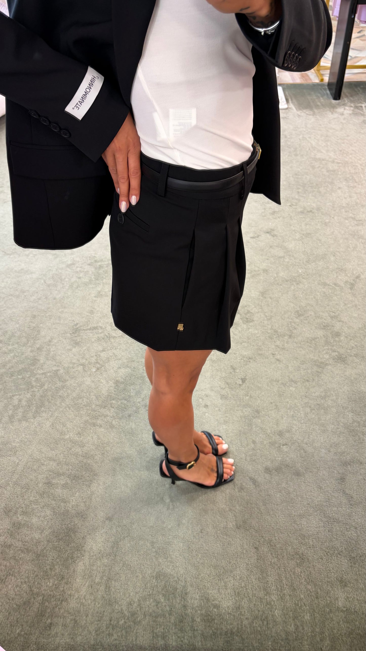 Shorts nero classico con pences Hinnominate