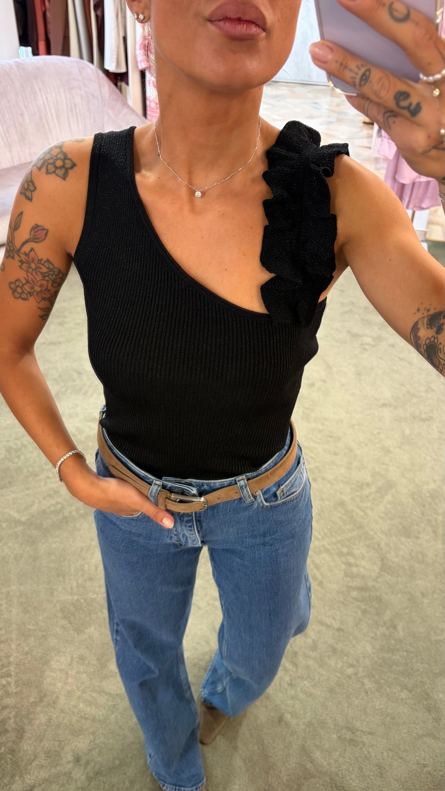 Canotta nera con spallina rouges bj