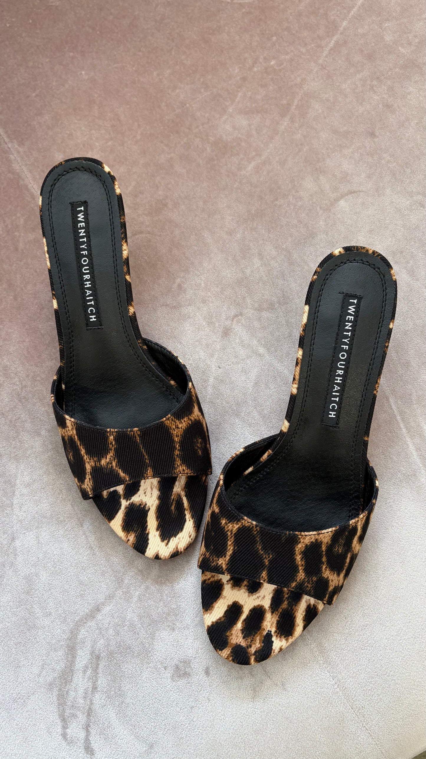 Ciabattina mules leopardata