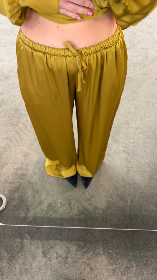 Pantaloni lime in satin ks