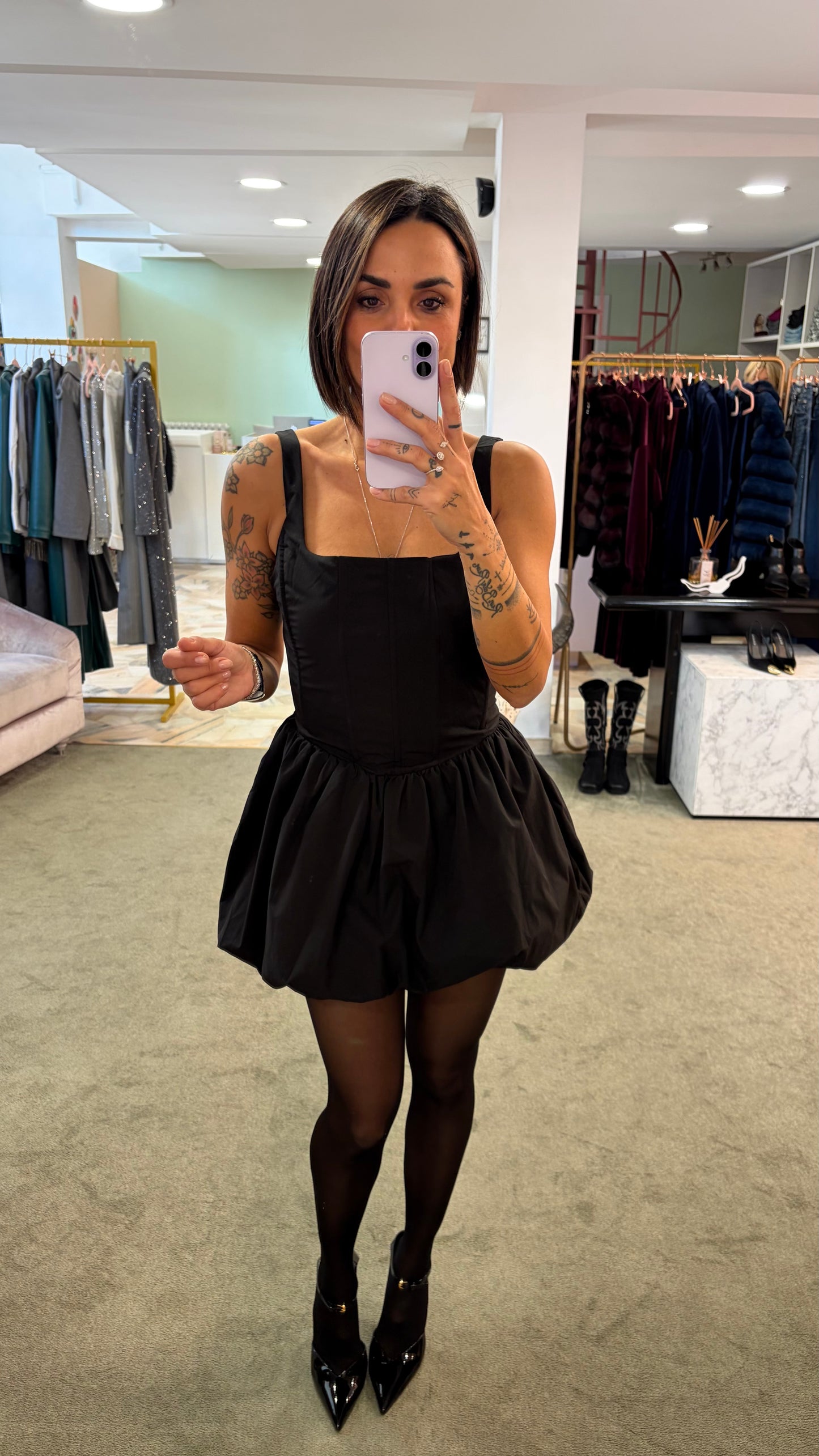 Abito bustino mini nero con gonna baloon gl