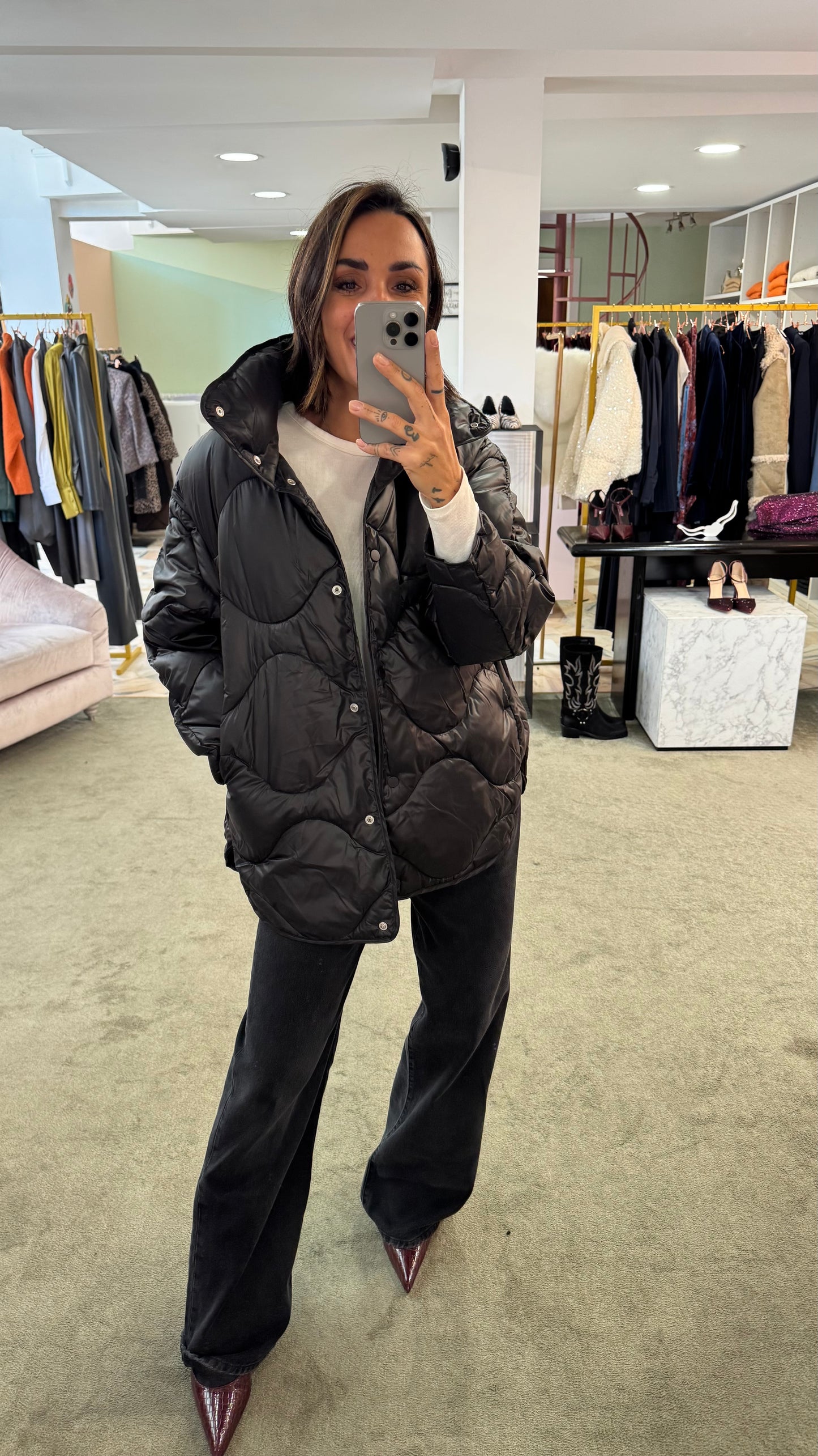 Piumino stella nero trapuntato jx