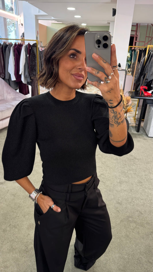 Maglia nero lurex maniche a sbuffo gl