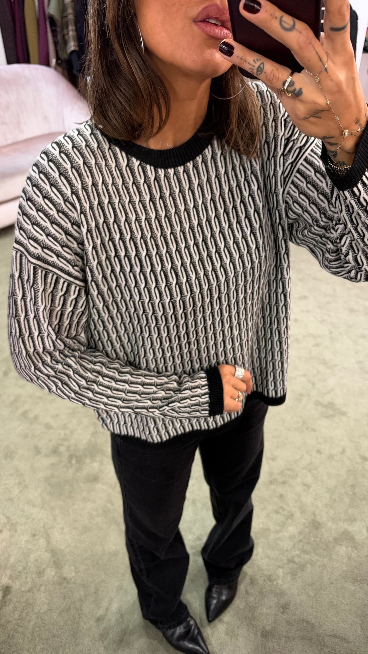 Maglione girocollo fantasia bianca e nera bj