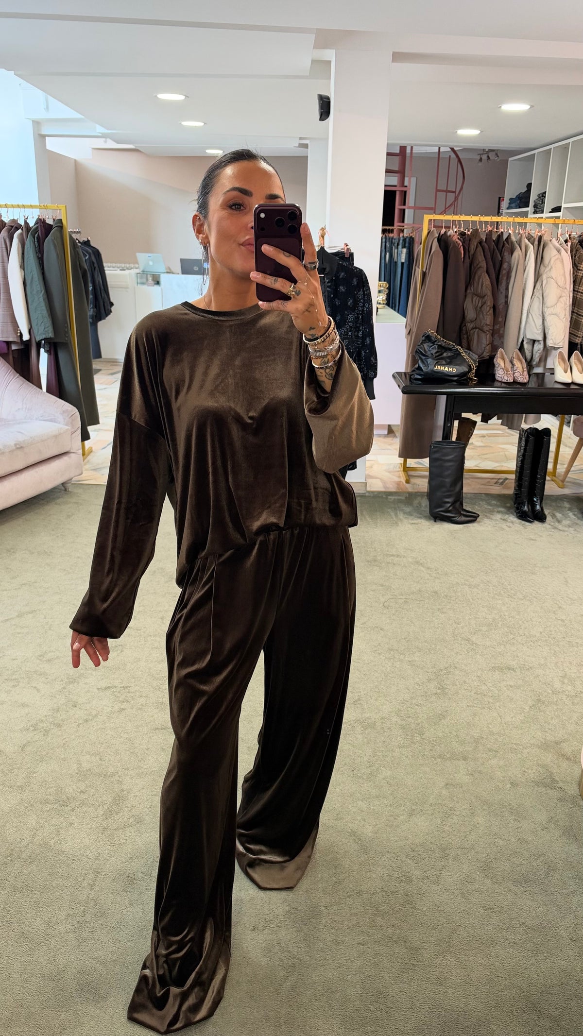 Pantaloni marroni dritti in velluto Don't@Me