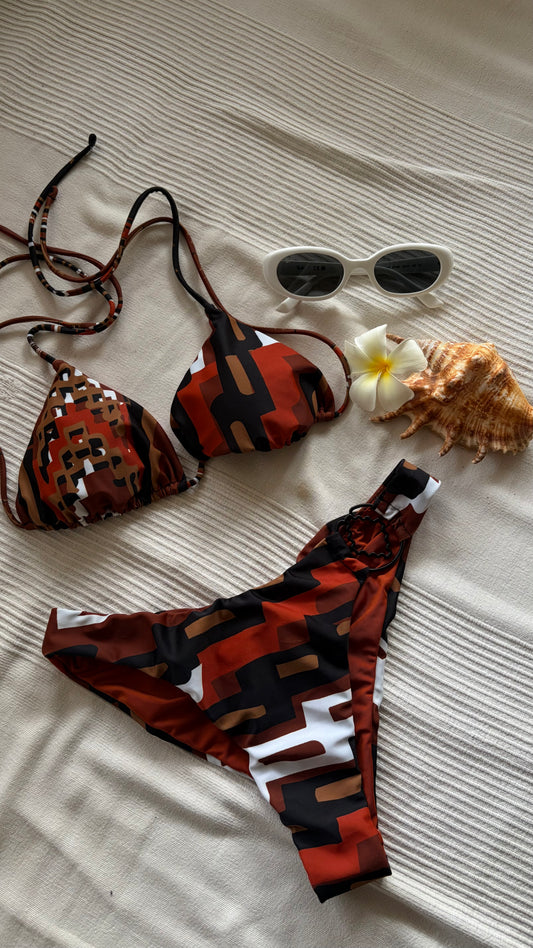 Bikini triangolo Africa nero e arancio Me Fui