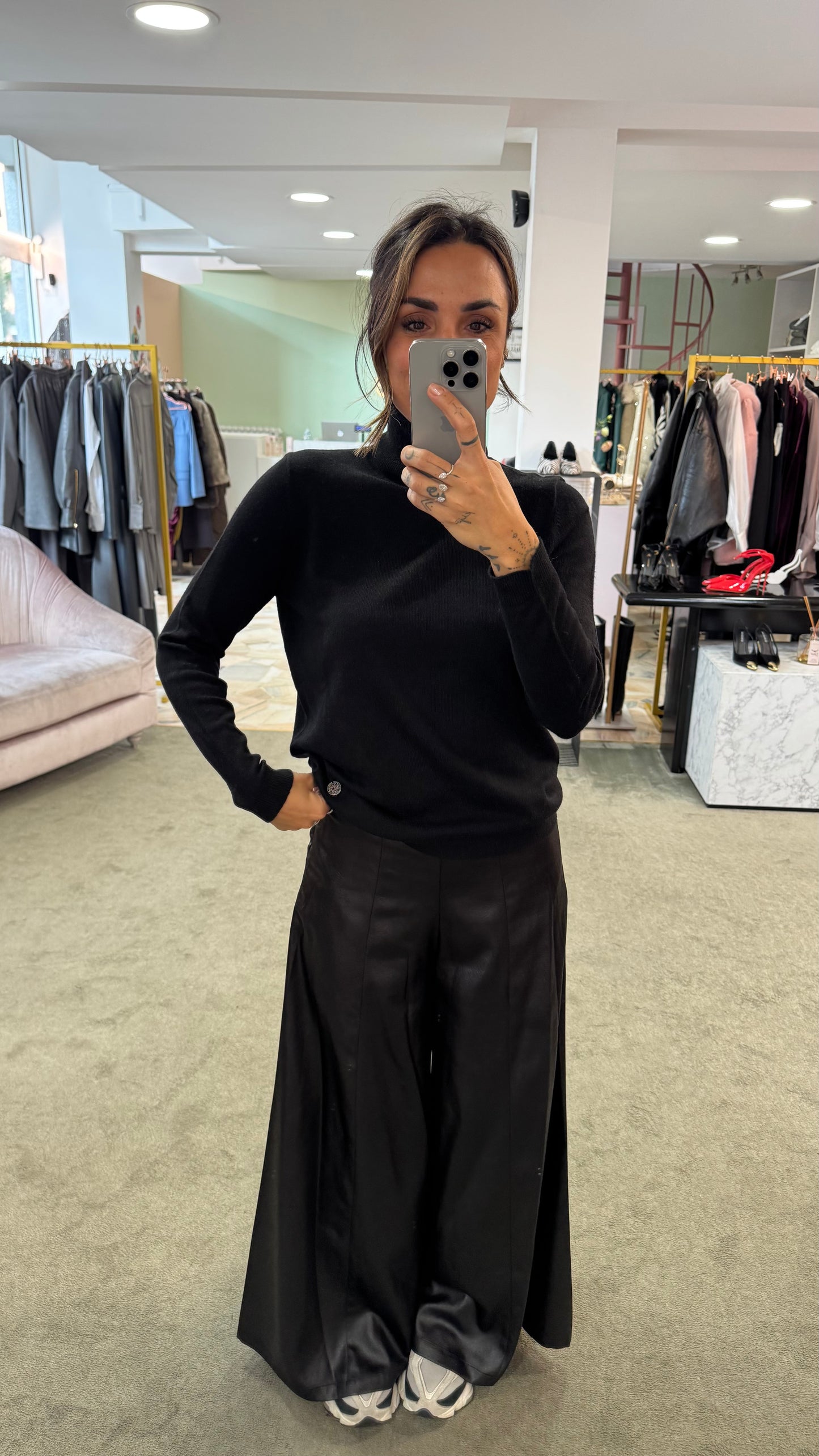 Dolcevita nero in angora tk